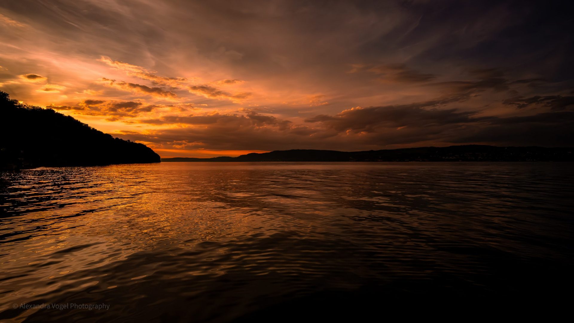 Malerischer Sonnenuntergang in Wallhausen am Bodensee