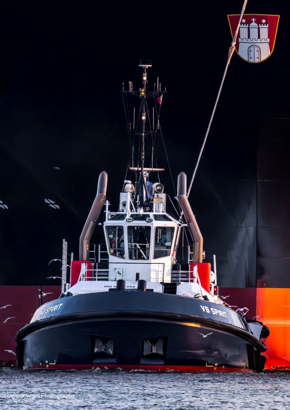 Schlepper VB Spirit im Hamburger Hafen
